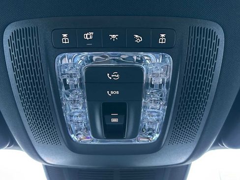 Used 2024 Mercedes-Benz GLE 450 4MATIC image 35