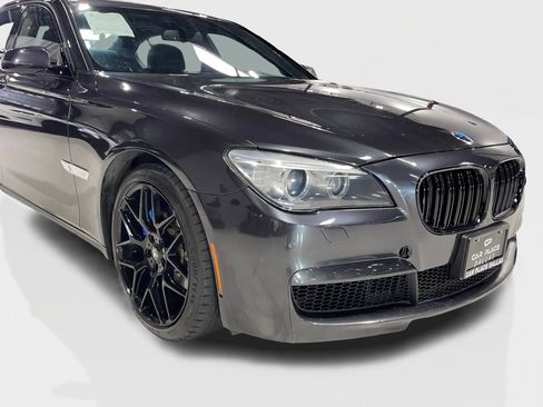 Used 2013 BMW 740Li image 8
