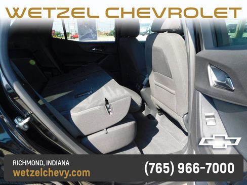 Used 2026 Chevrolet Equinox LT AWD/4WD image 23