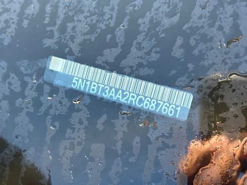 Used 2024 Nissan Rogue S image 2