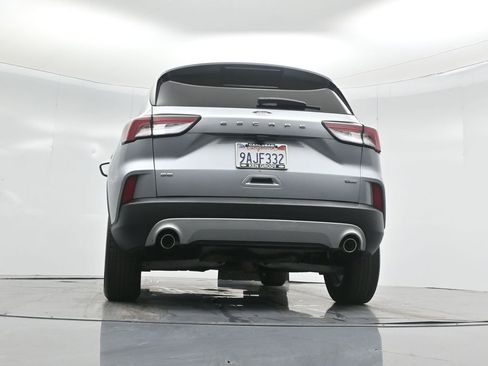 Used 2022 Ford Escape SE image 50