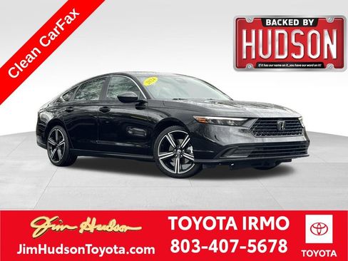 Used 2024 Honda Accord Sport image 1