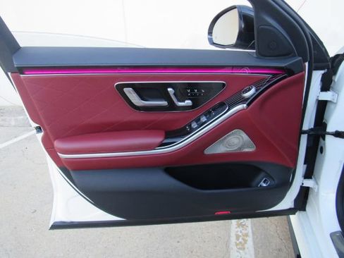 Used 2022 Mercedes-Benz S 580 4MATIC Sedan image 15