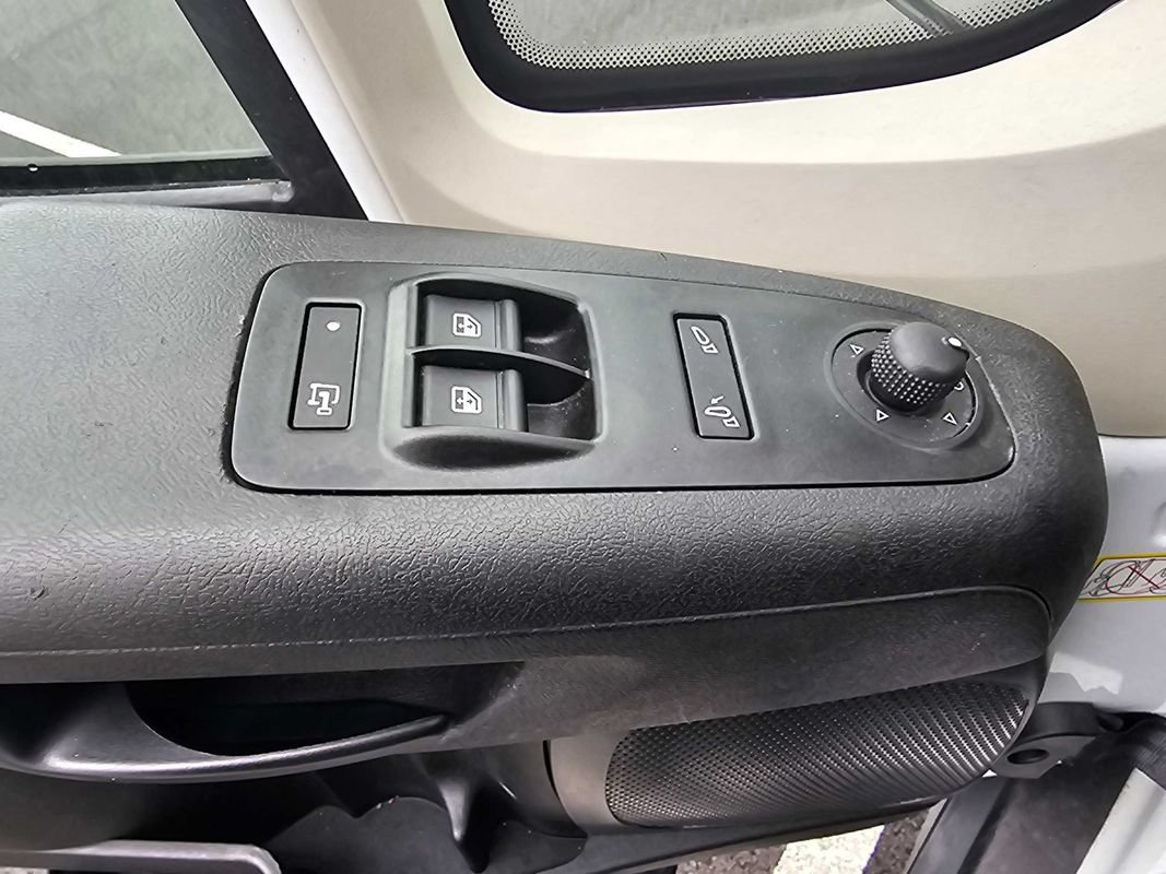 Used 2022 RAM ProMaster 3500 w/ Fleet Safety Group FWD image 17