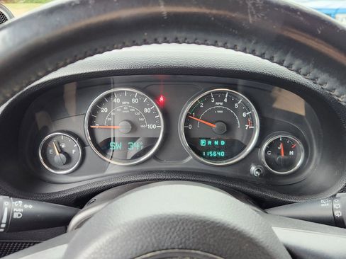 Used 2014 Jeep Wrangler Unlimited Sahara w/ Max Tow Package image 26