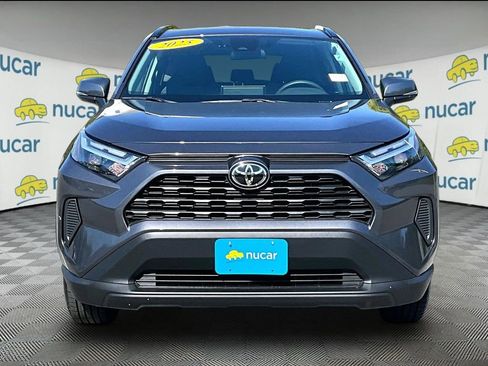 Used 2025 Toyota RAV4 XLE AWD/4WD image 2