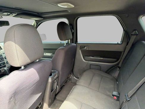 Used 2010 Ford Escape XLT FWD image 16