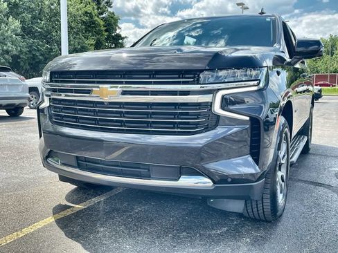 Certified 2022 Chevrolet Tahoe LT w/ Luxury Package AWD/4WD image 32