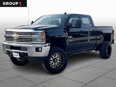 Used 2015 Chevrolet Silverado 2500 LT w/ LT Convenience Package image 1