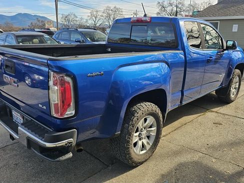 Used 2018 GMC Canyon SLE w/ SLE Convenience Package image 3