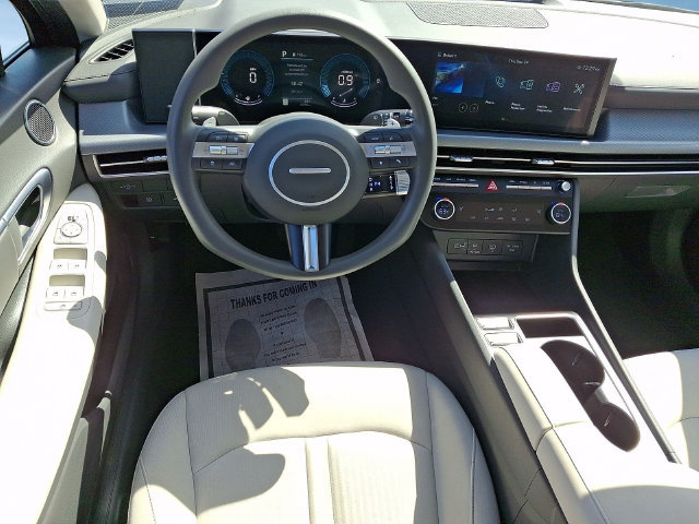 Certified 2025 Hyundai Sonata SEL AWD/4WD image 7