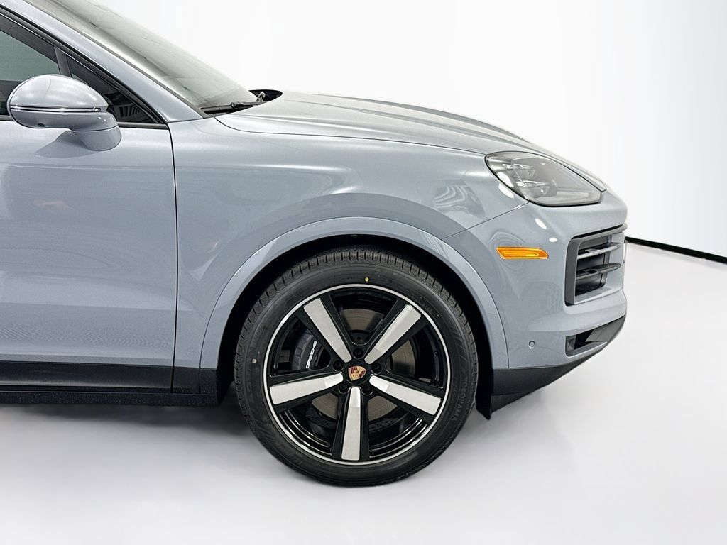 Used 2026 Porsche Cayenne Coupe AWD/4WD image 11
