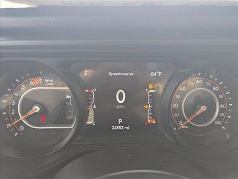 Used 2024 Jeep Wrangler Sport AWD/4WD image 11