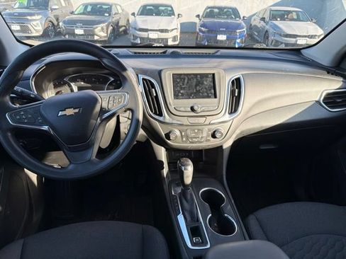 Used 2021 Chevrolet Equinox LT AWD/4WD image 10