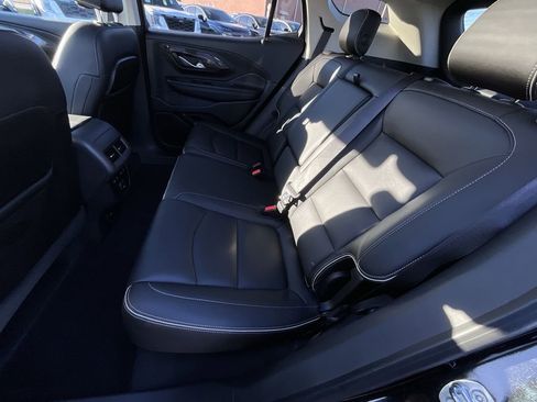 Used 2019 GMC Terrain Denali w/ Advanced Safety Package image 28