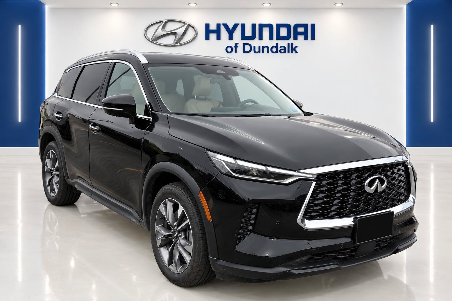 Used 2024 INFINITI QX60 Luxe AWD/4WD image 1