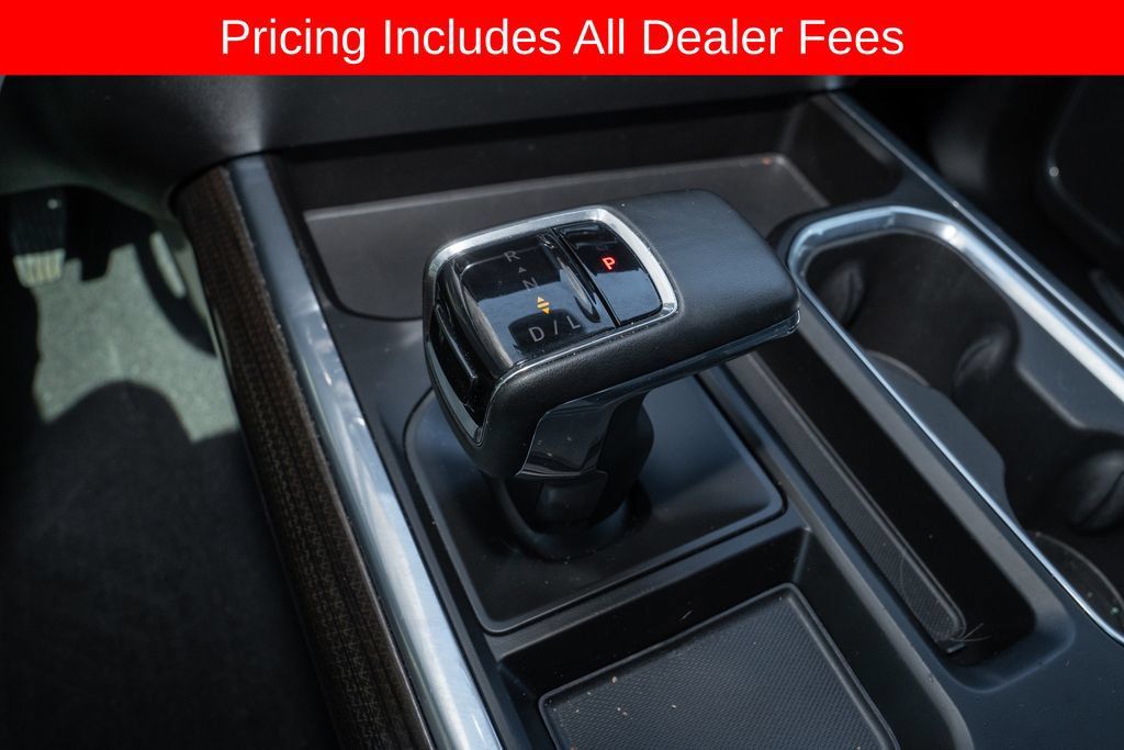 Used 2024 Chevrolet Silverado 1500 LT Trail Boss w/ LT Trail Boss Premium Package AWD/4WD image 18