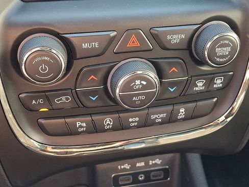 Used 2018 Dodge Durango GT w/ Premium Group AWD/4WD image 22