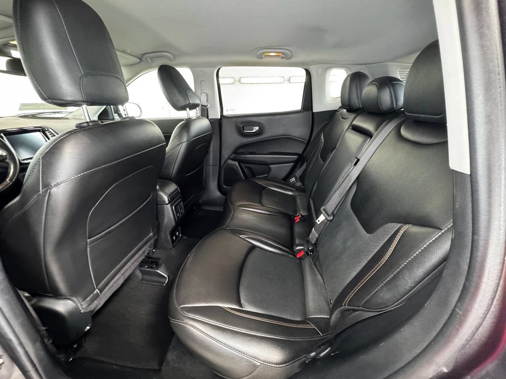 Used 2020 Jeep Compass Limited AWD/4WD image 21
