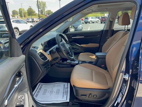 Used 2024 Kia Seltos EX image 16