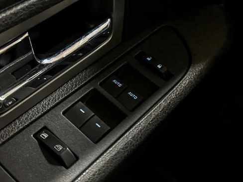Used 2013 Ford F150 Raptor w/ Luxury Equipment Group AWD/4WD image 23