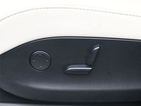 Used 2018 Tesla Model X P100D image 11