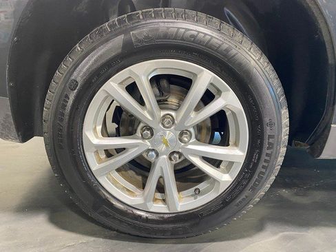 Used 2017 Chevrolet Equinox LT w/ Convenience Package AWD/4WD image 10