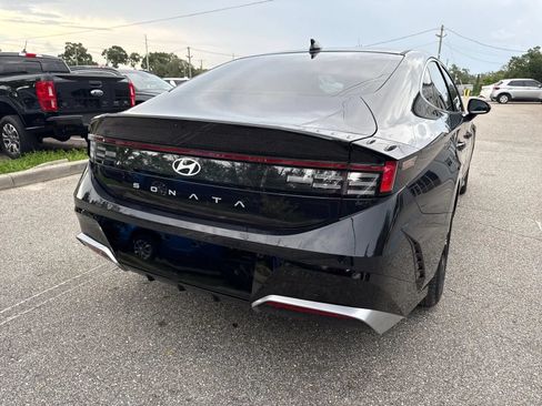 Used 2025 Hyundai Sonata SEL FWD image 10