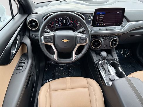 Used 2023 Chevrolet Blazer Premier w/ Driver Confidence II Package image 18