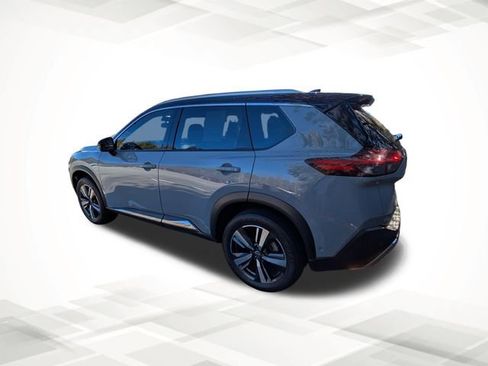 Used 2023 Nissan Rogue Platinum w/ Platinum Premium Package image 3