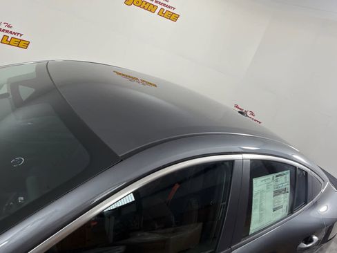 New 2026 Nissan Sentra SR w/ Floor Mat Package image 12