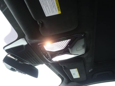 Used 2026 BMW X7 M60i image 22