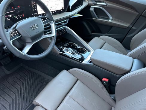 New 2025 Audi Q5 Premium Plus AWD/4WD image 9