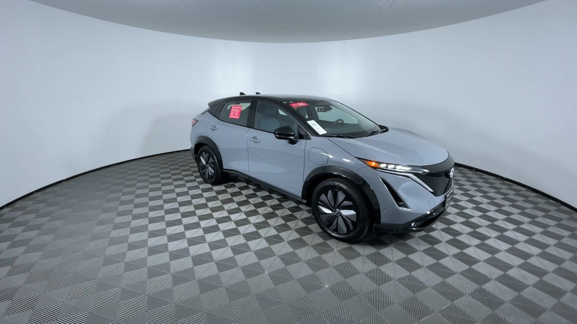 Certified 2024 Nissan Ariya AWD image 2