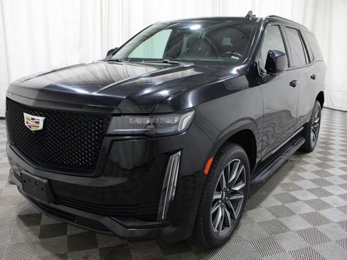 Used 2023 Cadillac Escalade Sport AWD/4WD image 36