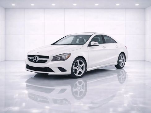 Used 2014 Mercedes-Benz CLA 250 image 1