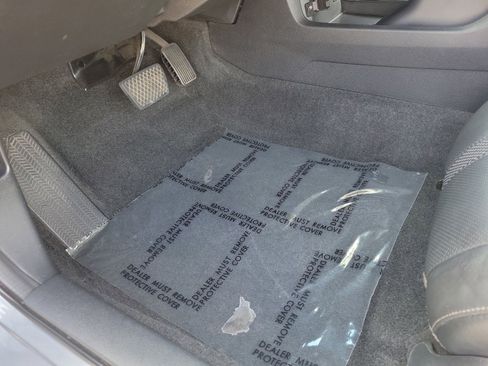 Used 2019 Honda Civic EX-L image 16