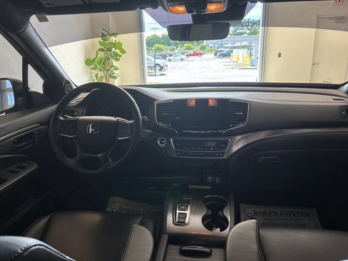 Certified 2023 Honda Passport EX-L image 8
