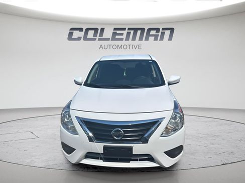 Used 2018 Nissan Versa S Plus FWD image 2