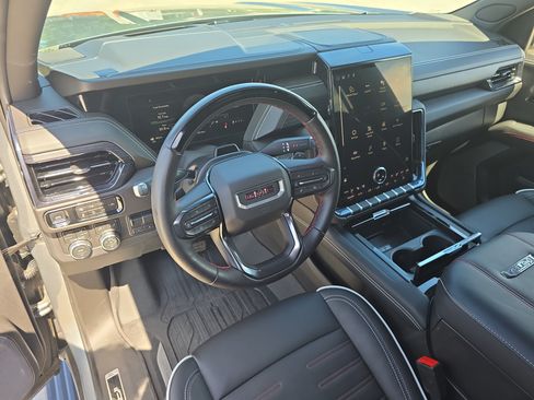Used 2026 GMC Yukon AT4 Ultimate AWD/4WD image 17