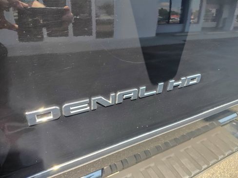 Used 2016 GMC Sierra 3500 Denali image 6