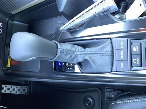 New 2026 Toyota Camry SE image 17