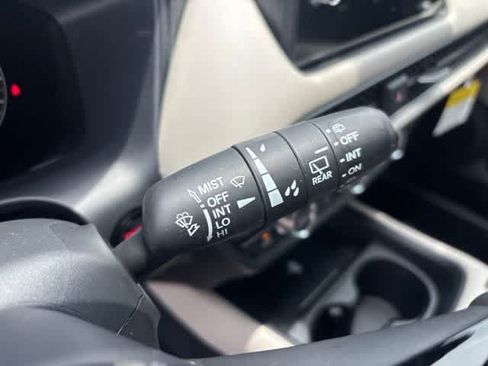 Used 2026 Honda HR-V EX-L image 14