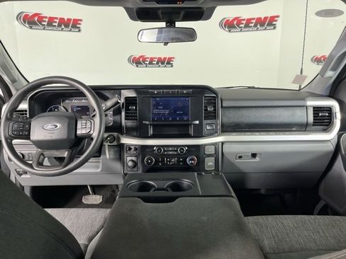Used 2024 Ford F350 XLT image 13