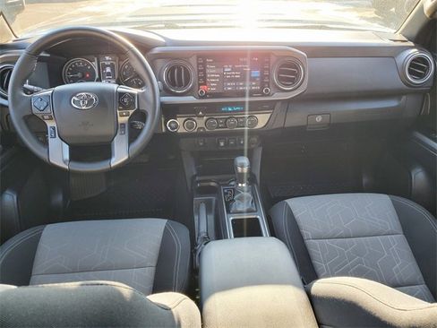 Used 2023 Toyota Tacoma TRD Sport image 11