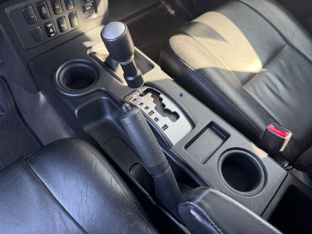 Used 2007 Toyota FJ Cruiser 4WD w/ Upgrade Pkg 1 image 26