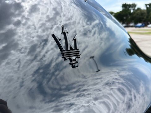 Certified 2022 Maserati Levante Modena S AWD/4WD image 10