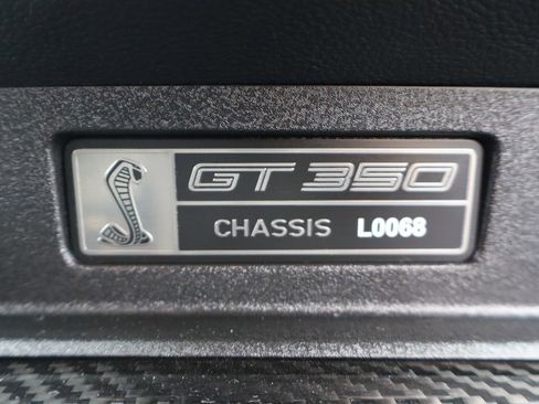 Used 2020 Ford Mustang Shelby GT350 w/ Technology Package RWD image 34