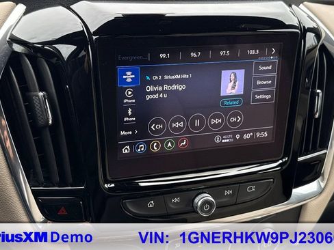 Certified 2023 Chevrolet Traverse LT w/ LT Premium Package image 37