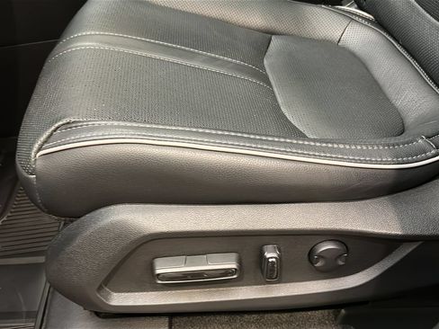 Certified 2025 Honda Pilot Elite image 16